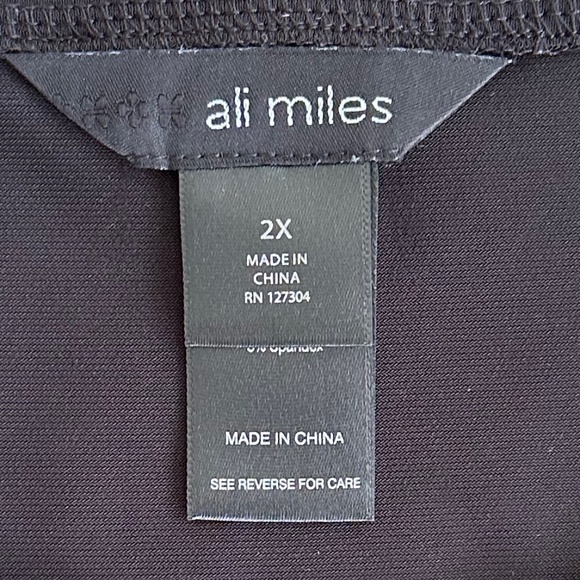 Ali Miles Crepe Lux Crew Neck Sleeveless Tank Top Shell Black Size 2X Neutral - Picture 5 of 12